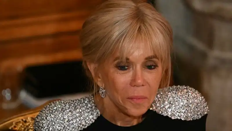 First Lady Davasında Yeni Gelişme: "Erkek Olarak Doğdu" Yalanına Beraat Edildi