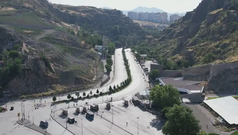 Kurban Bayramı'nda Ankara'nın Sokakları Huzur İçinde Boş Kaldı