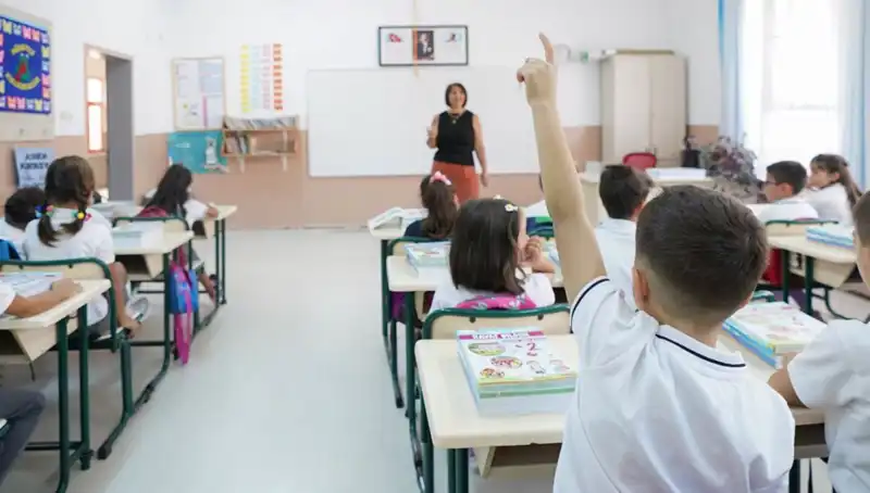 Ek Ders Parası Bayram Öncesi Hesapları Şenlendirecek Mi?