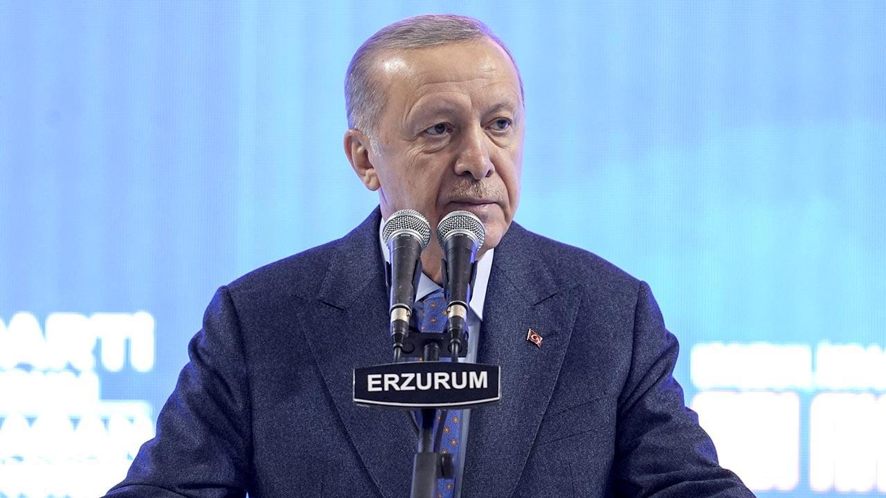 Cumhurbaşkanı Erdoğan: Türkiye bölgenin kilit ülkesi konumunda