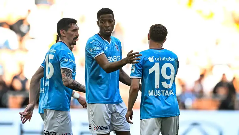 Trabzonspor Adana Demirspor'u Tek Golle Geçti! 3 Puan Cebinde