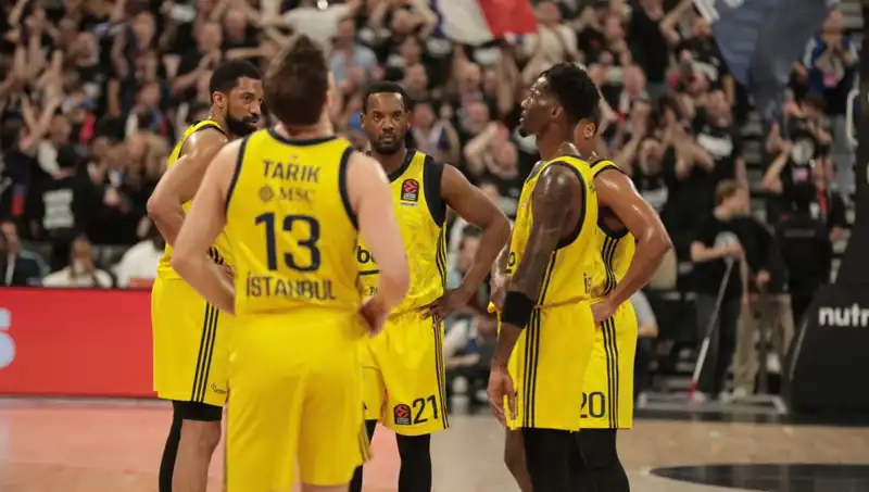 Fenerbahçe'nin Final Hedefi: Panathinaikos'u Geçip Şampiyon Olacak mı?