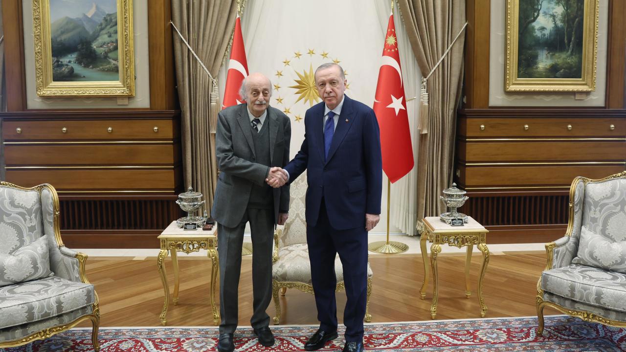 Lübnan'da Dürzi lider Canbolat Türkiye'nin Suriye politikasını destekliyor