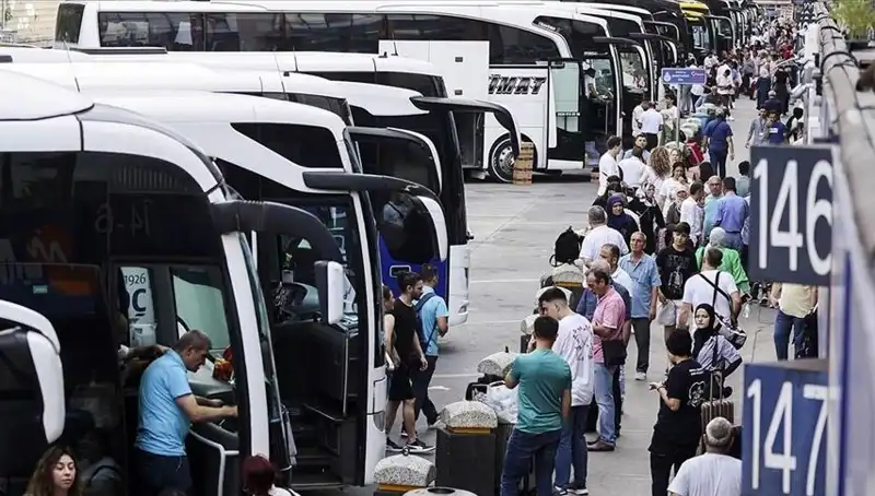 İstanbul'dan Ayrılanların Sayısı 369 Bin 453'e Ulaştı!