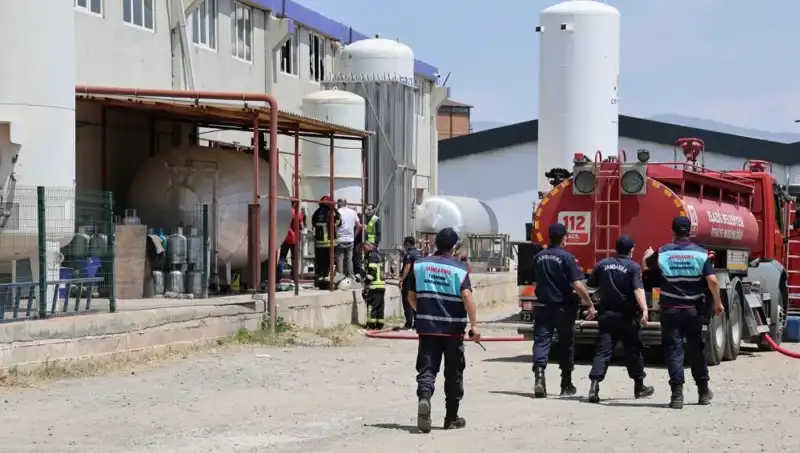 Elazığ'da Gaz Dolum Tesisindeki Patlama, Şehirde Panik Yarattı