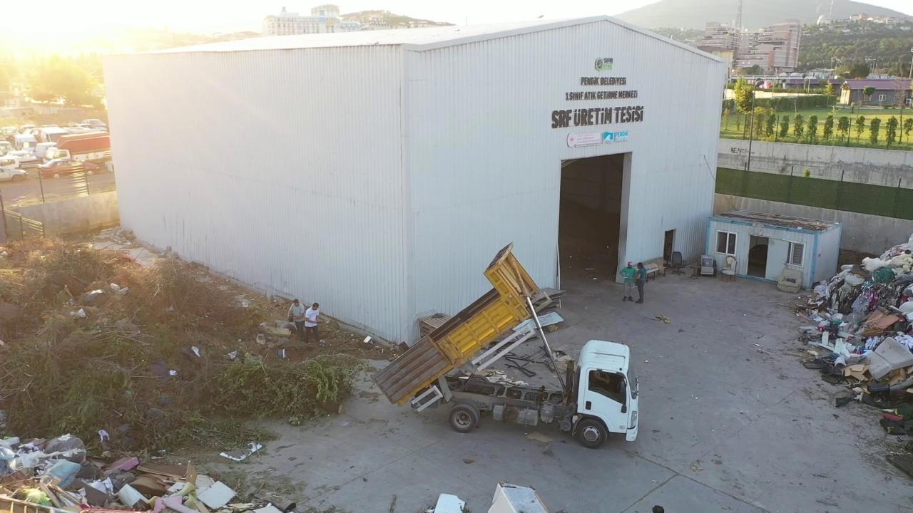 Pendik'te Tehlikesiz Atıklar Enerjiye Dönüştürülüyor