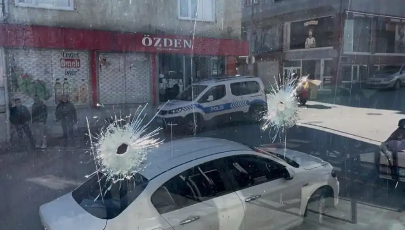 Bursa’da Kıraathaneye Silahlı Saldırı: Olayın Detayları Ortaya Çıktı