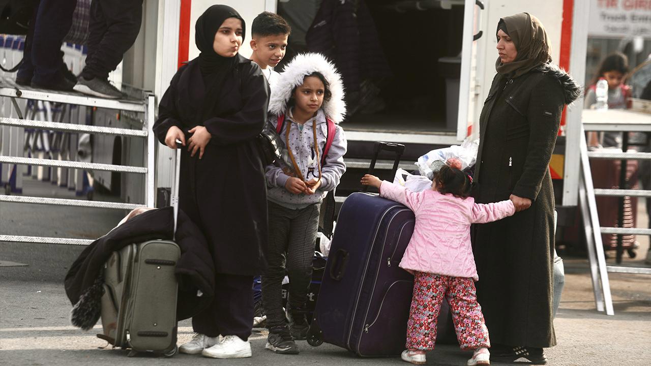 Elcemal ailesinin Suriye'ye Geri Dönüş Mücadelesi