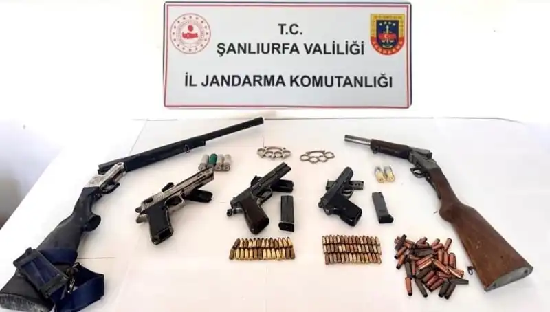 Şanlıurfa'da Ruhsatsız Silah Operasyonu: Çok Sayıda Gözaltı ve Tutuklama!
