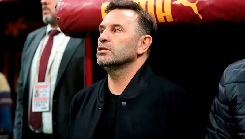 Galatasaray'da Okan Buruk'tan Şaşırtan Tek Değişiklik Yapıldı!