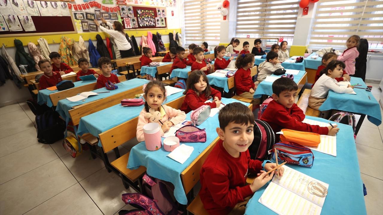 Antalya'da 6 İlçede Taşımalı Eğitim Durdu