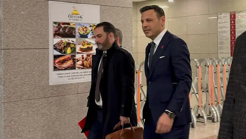 CHP İstanbul İl Başkanı Özgür Çelik'in İfadesi, Siyasi Arenada Neler Değiştirecek?
