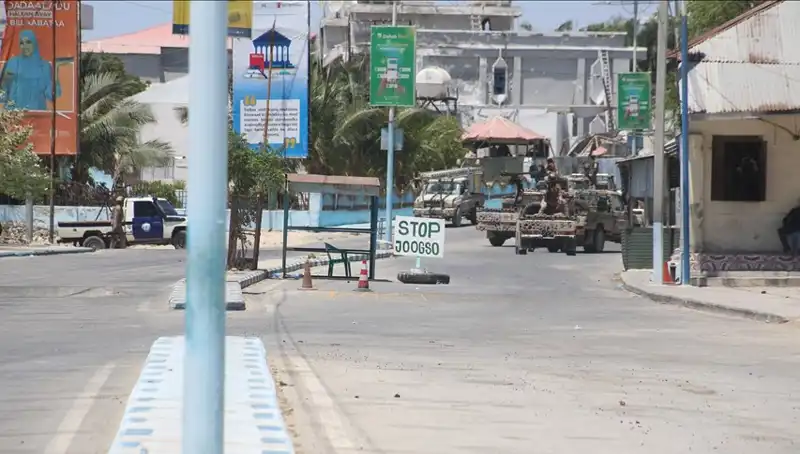 Somali'de Otel Baskını: Silahlı Saldırganlar 4 Kişinin Hayatını Kaybetmesine Sebep Oldu