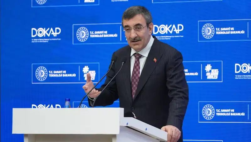 Cevdet Yılmaz'dan Çarpıcı Ekonomi Açıklamaları: Enflasyonla Mücadele Önceliğimiz!