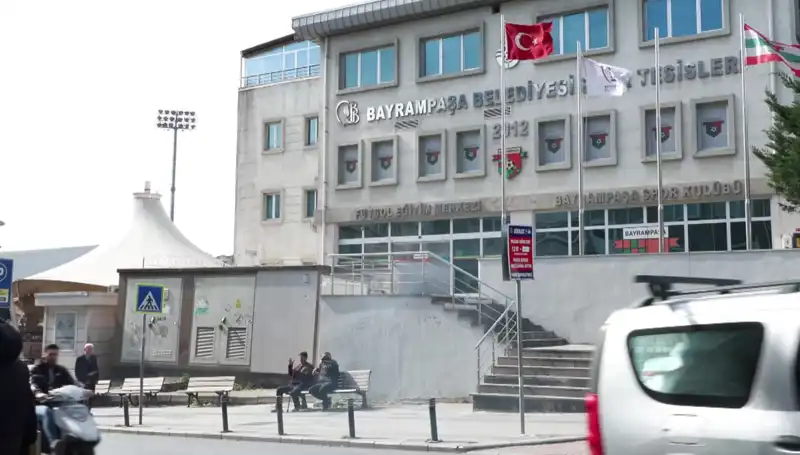 Arda Turan Spor Kompleksi'nde Otoparkı Su Bastı, Sporcular Üzgün