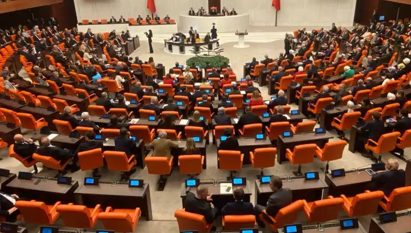 Türkiye Büyük Millet Meclisi Komisyonları Hız Kesmeden Çalışmalarına Devam Ediyor
