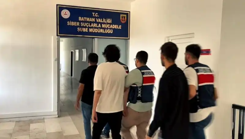 Batman'da Yasa Dışı Bahis Çetesi Çökertildi: 3 Kişi Gözaltında