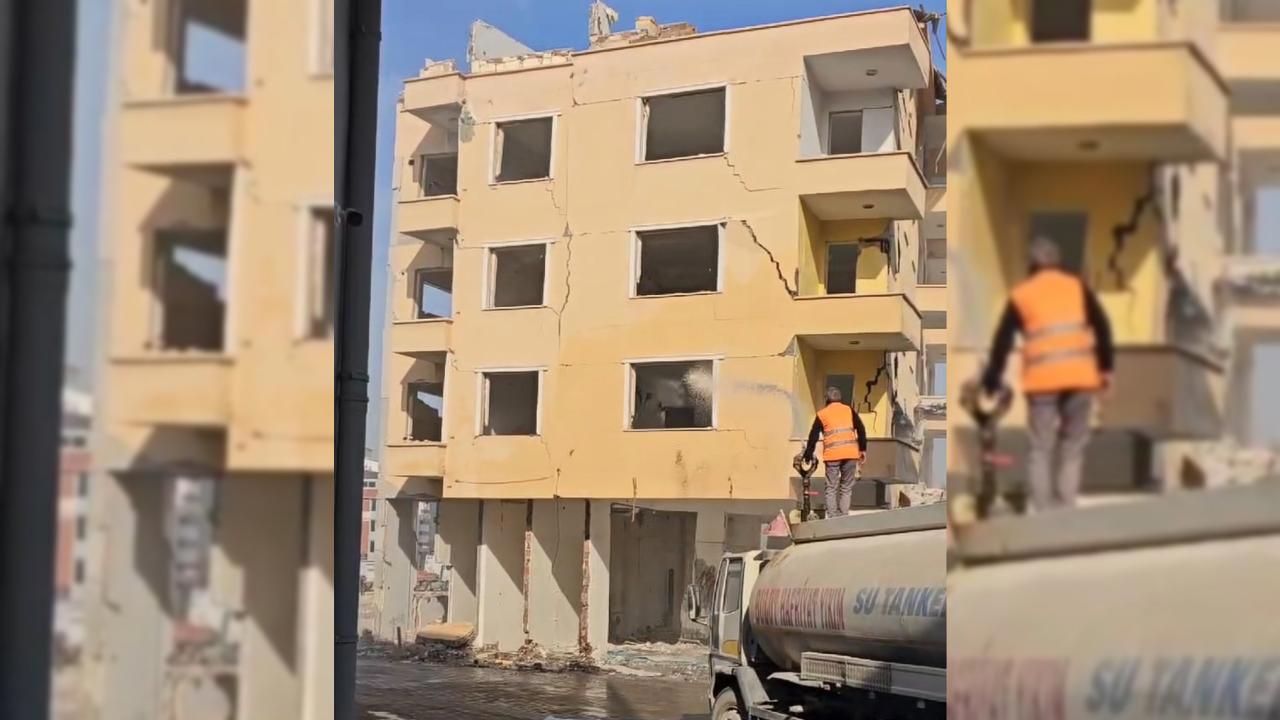 Tazyikli Suyla Yıkılan Bina Faciası