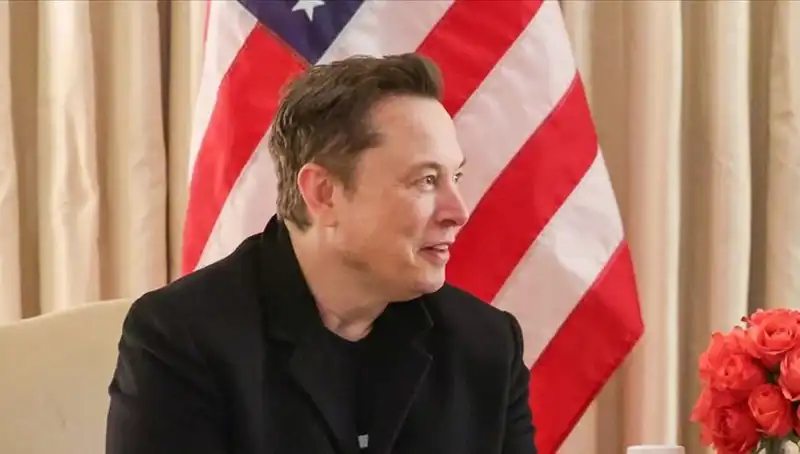 Elon Musk, Beyaz Saray Tartışmasında Donald Trump'ı Destekledi!
