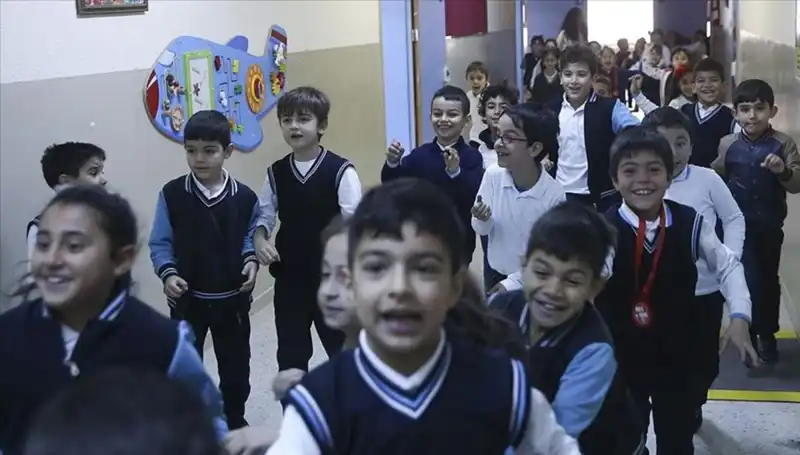 2025 Okul Açılış Tarihleri ve Tatil Takvimi Açıklandı!