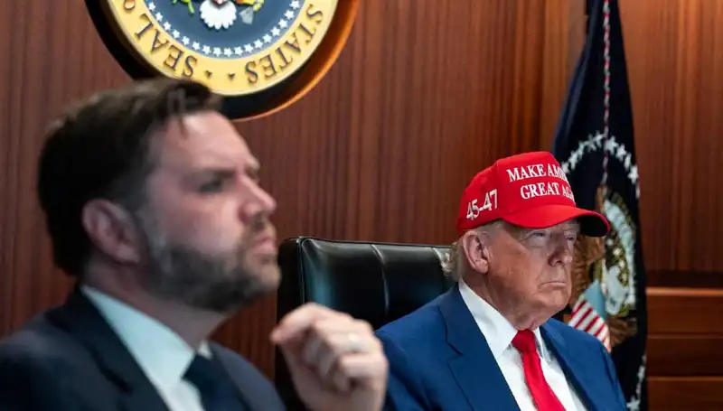Trump Hakkındaki Azil Tasarısı Reddedildi: Siyasi Sonuçlar ve Gelecek Senaryoları