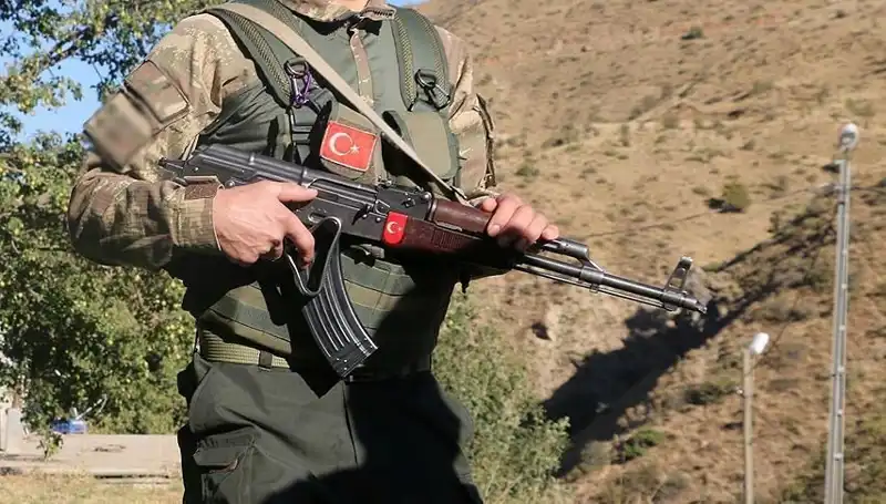 Türkiye'nin Güvenliğinde Kilit Rol Oynayan Koruculara Vurgu