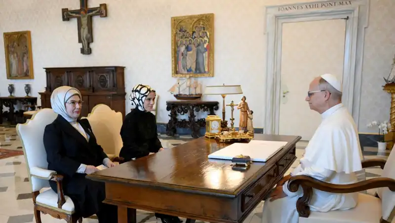 Emine Erdoğan ve Papa Leo: Gazze Üzerine Tartışmaların Ardından İlişkiler Güçleniyor