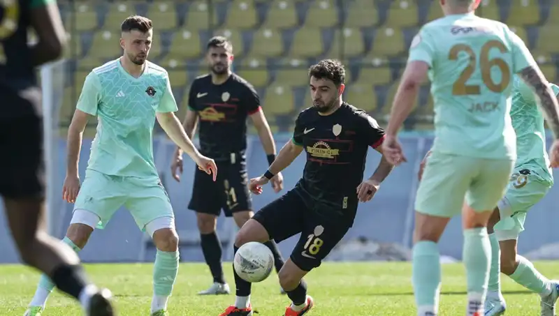 Esenler Erokspor ve Amed Sportif, Kıyasıya Mücadelede Berabere Kaldı