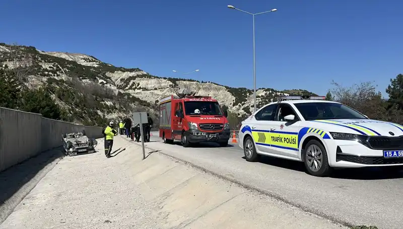 Burdur'da Korkunç Kaza: İki Çocuk ve Dört Yaralı Hastaneye Sevk Edildi