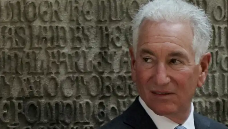 ABD Senatosu’ndan Trump'ın Düğün Pastası Gibi Onay: Neler Oluyor?