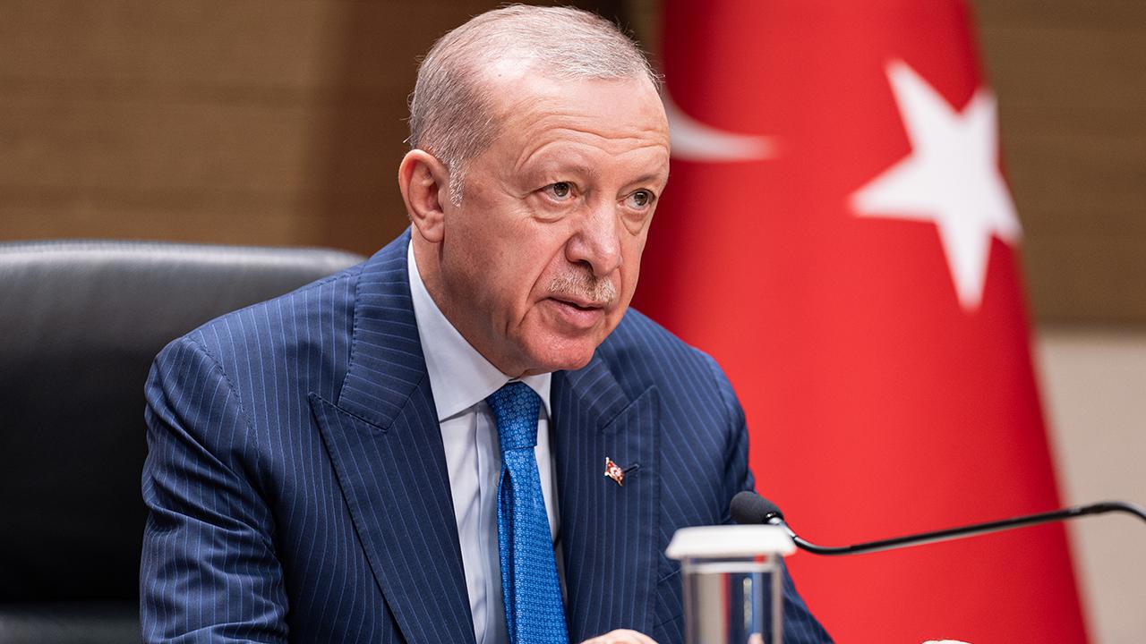 Cumhurbaşkanı Erdoğan, İsrail'deki saldırıda hayatını kaybedenler için taziye mesajı yayınladı.