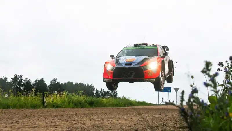Otomobil Rallisinde Korkunç Facia: İki Seyirci Hayatını Kaybetti!