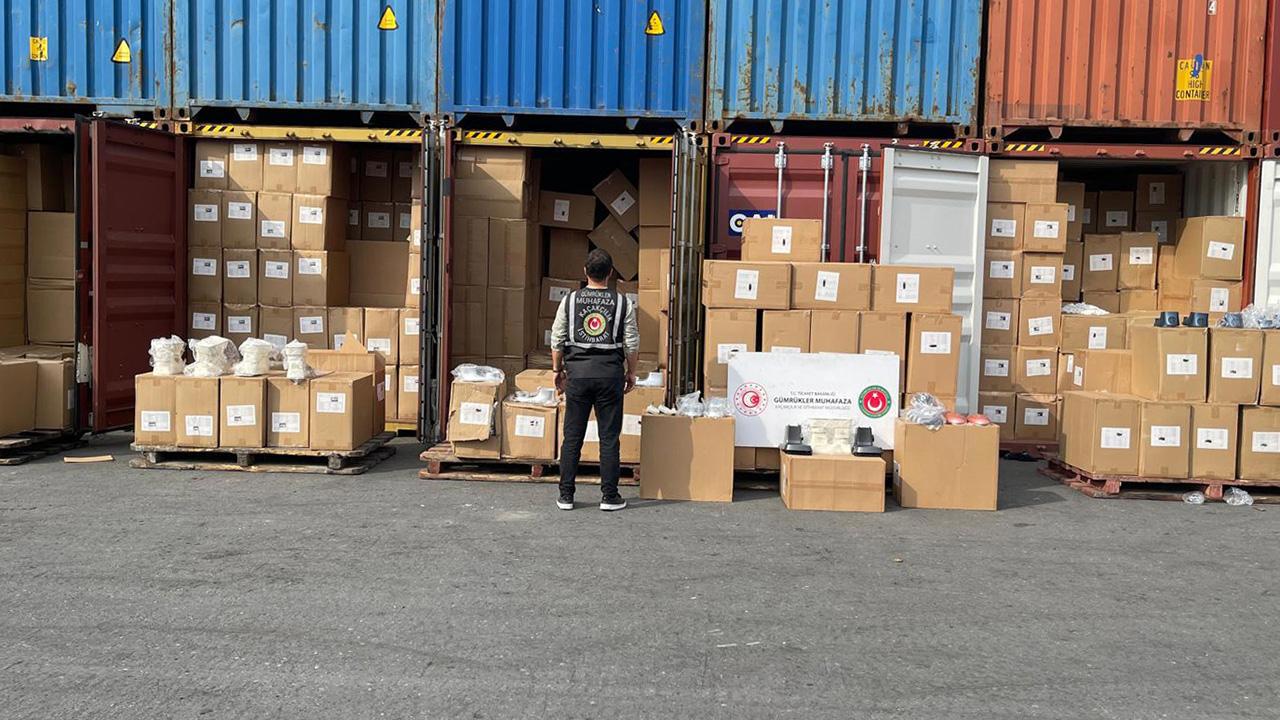 Gümrük Muhafaza Ekipleri Zehir Tacirlerine Göz Açtırmıyor