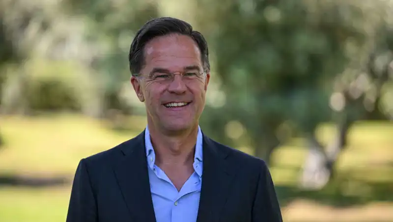 Rutte'den Eurofighter Açıklaması: Müttefiklere Kısıtlamaları Aşma Çağrısı