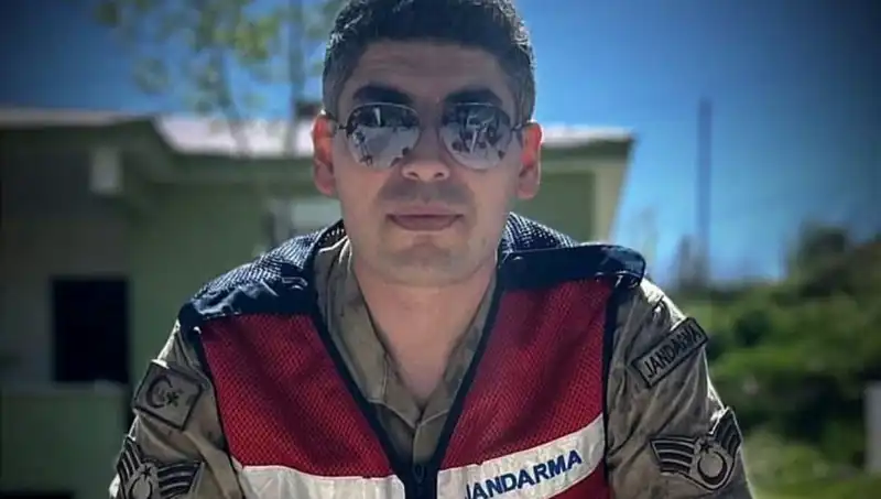 Kadir Astsubay Halı Saha Maçında Hayatını Kaybetti: Detaylar Şok Edici