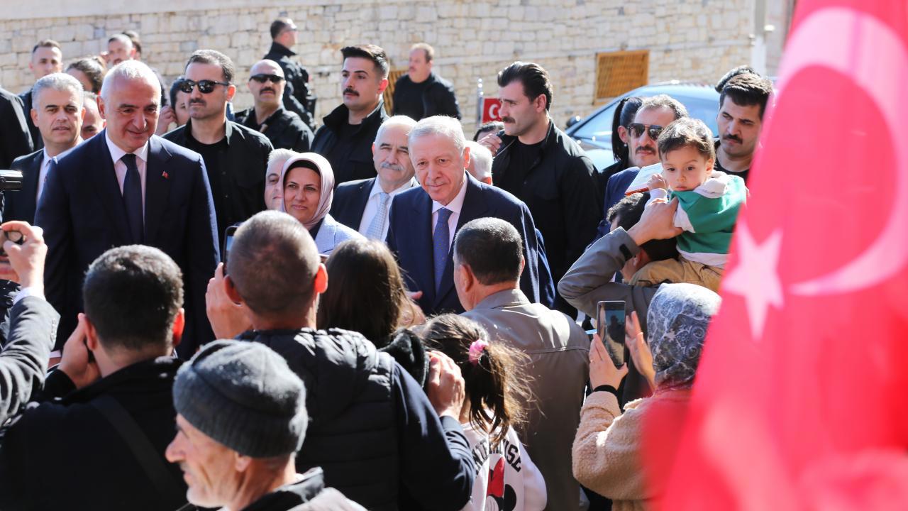 Cumhurbaşkanı Erdoğan Antalya'da Halka Seslendi